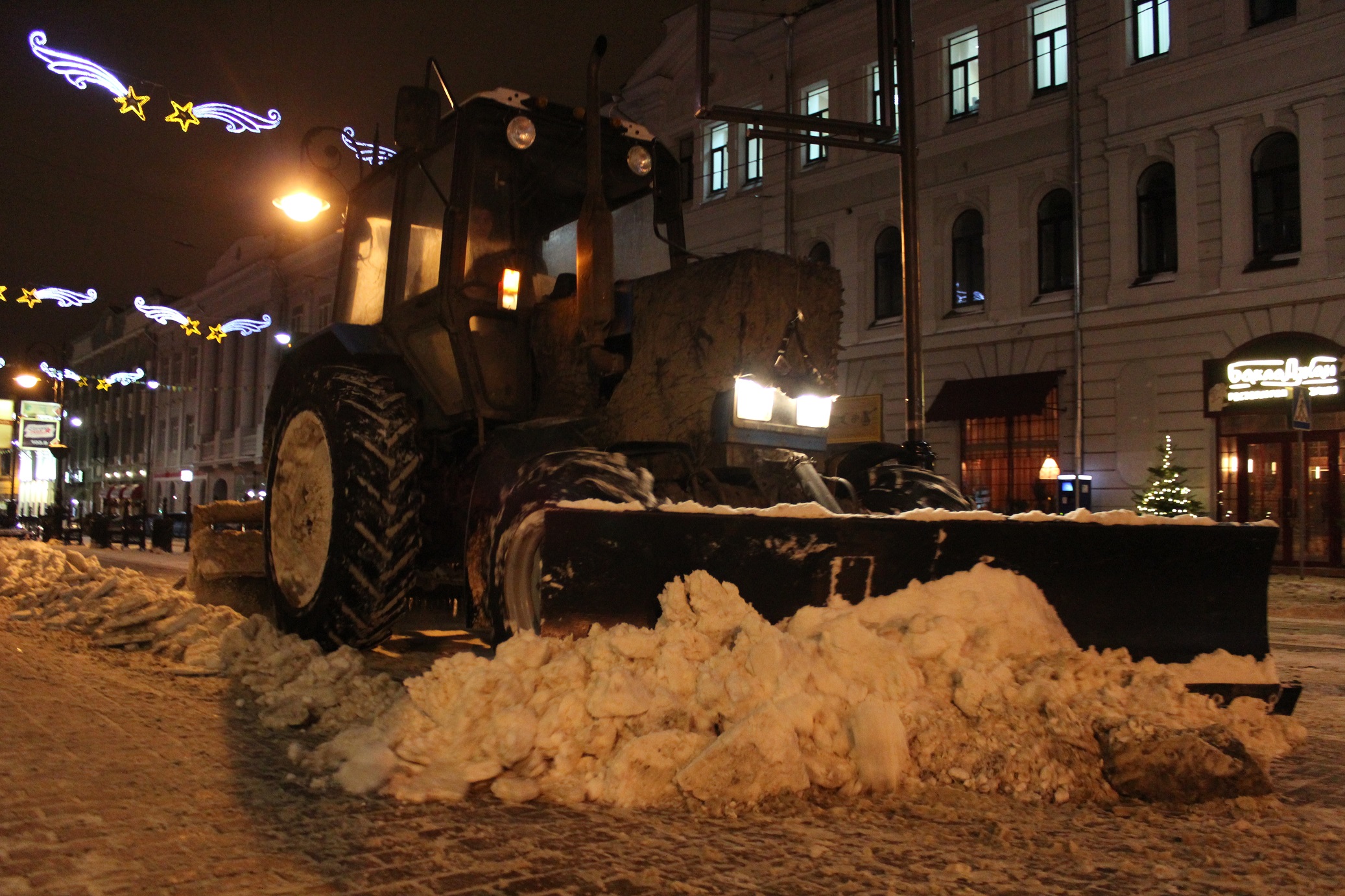 С улиц Нижнего Новгорода вывезено свыше 15 000 кубометров снега 